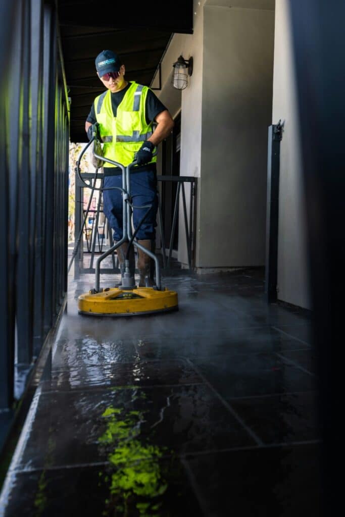 Sunwise Capital Helps Texas Commercial Cleaning Company Secure $2.1 Million SBA Funding